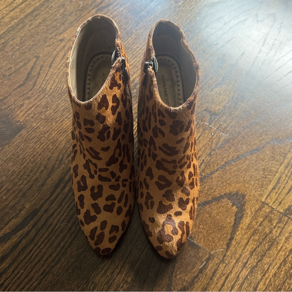 Adrienne Vittadini wedge botties, beautiful cheetah heal is approx 3.5”